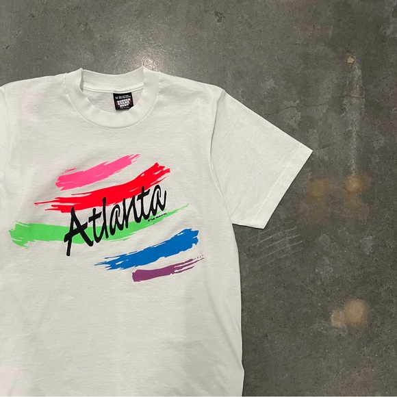 Vintage Medium Atlanta Graphic T-Shirt Size Medium 17x27” 90s White - Picture 2 of 5